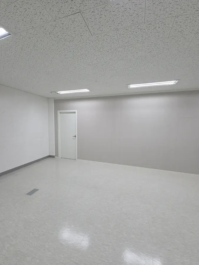 지식산업센터 가벽 철거 가벽 공사 현장 2/6번째 공정 사진
