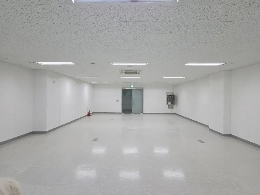 지식산업센터 가벽 철거 가벽 공사 현장 6/6번째 공정 사진