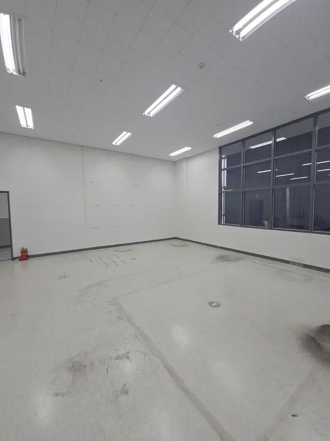 하남 지식산업센터 가벽 구조물 철거·폐기 가벽 공사 현장 5/5번째 공정 사진